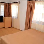 Hotel Семеен Хотел Къщата Devín