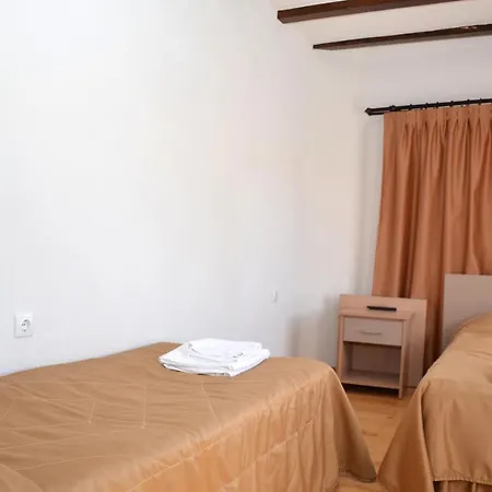 Семеен Хотел Къщата Hotell