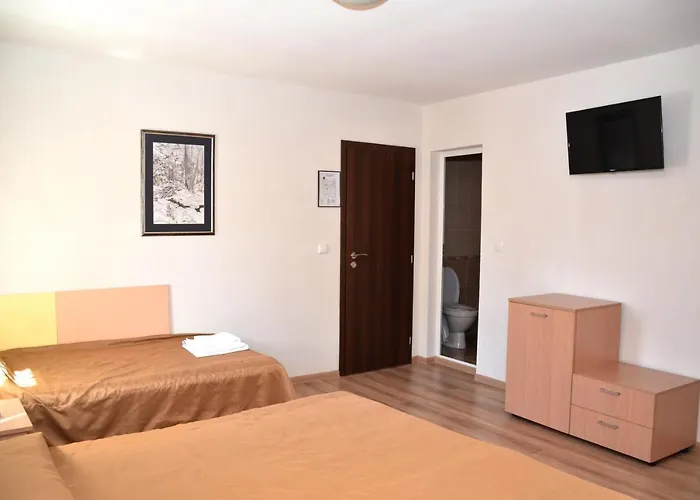 Hotel Семеен Хотел Къщата 2*